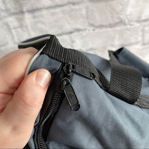 PREOWNED ADIDAS GREY GREEN DUFFLE BAG TOTE BAG GYM BAG - Picture 5 of 8